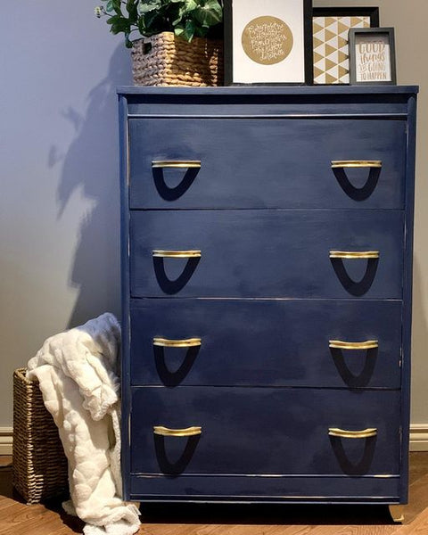 Chalky Patina "Nantucket Navy"